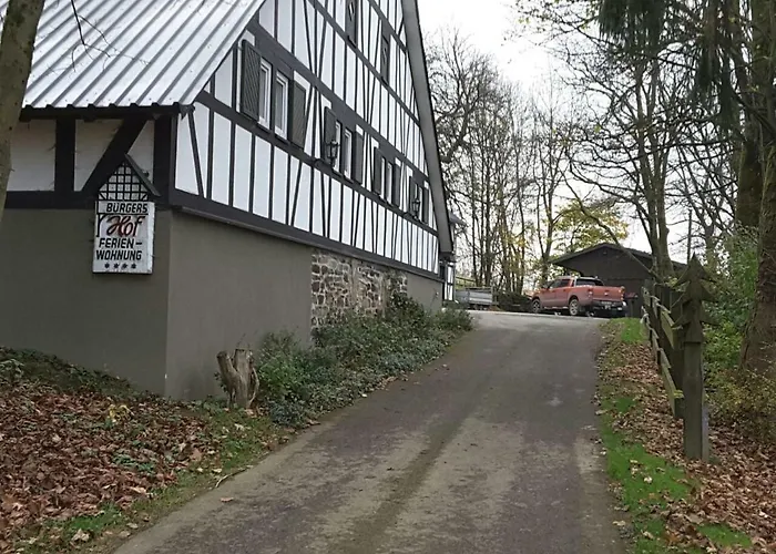 Berghof Schmitte 乡村民宿 *